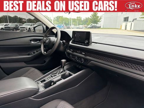 Used 2024 Honda Accord EX image 28