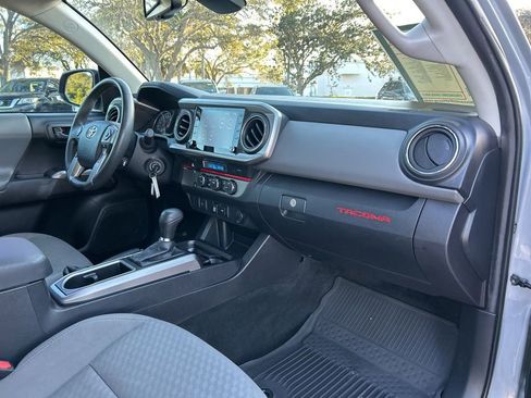 Used 2021 Toyota Tacoma SR5 image 40