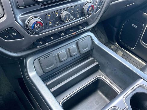 Used 2021 RAM 1500 Laramie AWD/4WD image 25