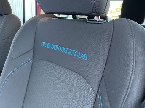 Used 2022 Jeep Wrangler Unlimited Rubicon 4xe image 4