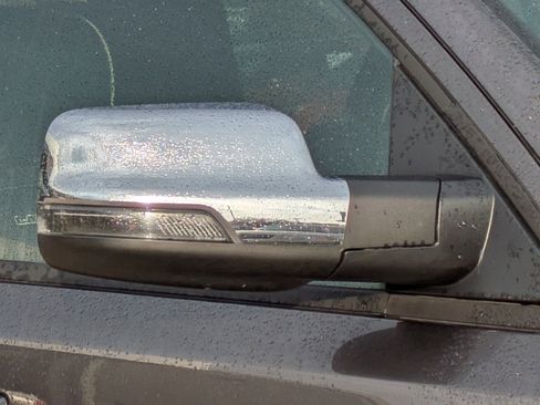 Used 2024 RAM 1500 Laramie image 13