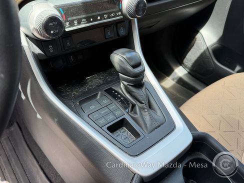 Used 2021 Toyota RAV4 XLE w/ Convenience Package AWD/4WD image 11