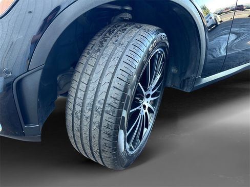 Used 2021 Mercedes-Benz GLC 300 GLC 300 image 9