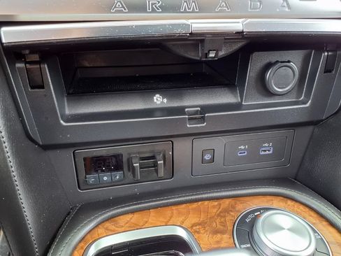 Used 2024 Nissan Armada SL AWD/4WD image 10