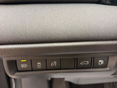 Used 2026 Toyota Camry LE FWD image 27