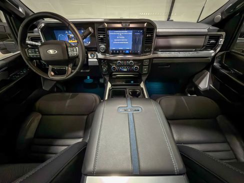 Used 2026 Ford F450 Platinum w/ FX4 Off-Road Package AWD/4WD image 12