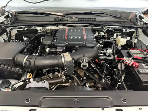 Used 2021 Toyota Tacoma Limited AWD/4WD image 9