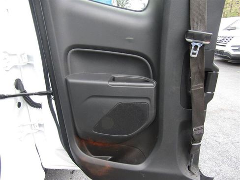 Used 2022 Chevrolet Colorado LT w/ Fleet Safety Package image 25