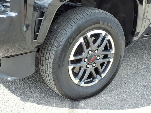 Used 2024 Toyota Tacoma TRD Sport w/ TRD Sport Upgrade Package AWD/4WD image 3