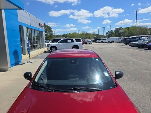 Used 2025 Nissan Altima 2.5 SV FWD image 43