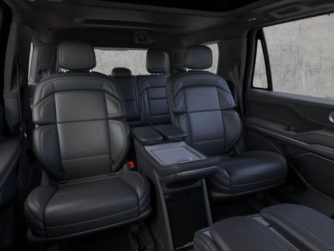 New 2025 Lincoln Navigator Reserve w/ Jet Appearance Package image 34