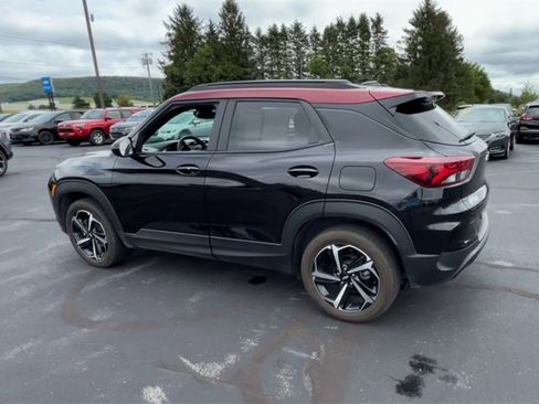 Certified 2023 Chevrolet TrailBlazer RS w/ Sun and Liftgate Package image 6