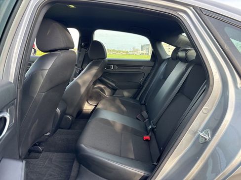 Used 2023 Honda Civic Sport image 12