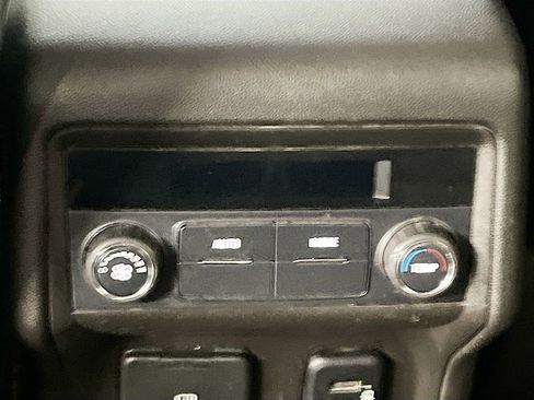 Used 2017 GMC Acadia SLT image 25