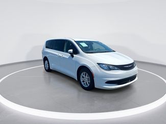 Used 2023 Chrysler Voyager LX FWD video 2