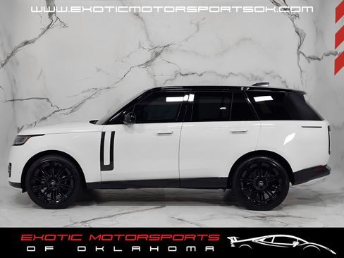Used 2023 Land Rover Range Rover SE AWD/4WD image 13