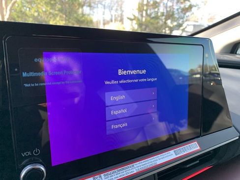 New 2025 Toyota Prius Plug-In Hybrid FWD image 21