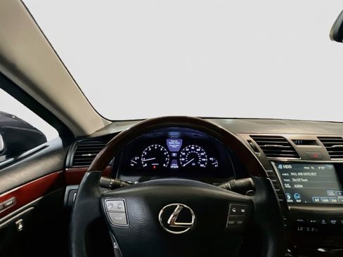 Used 2009 Lexus LS 460 L w/ Preferred Accessory Pkg RWD image 7