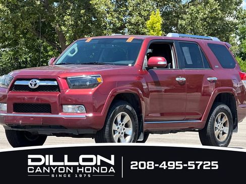 Used 2013 Toyota 4Runner SR5 AWD/4WD image 10