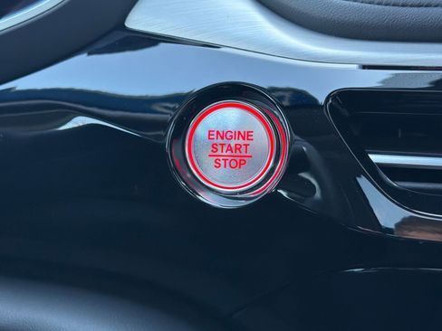 Certified 2025 Acura MDX SH-AWD w/ Technology Package image 30