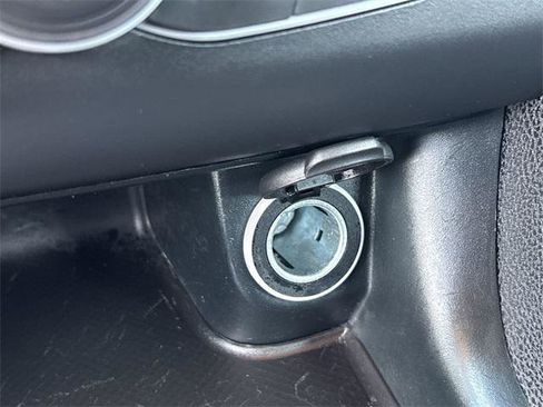 Certified 2023 Dodge Charger SXT image 27