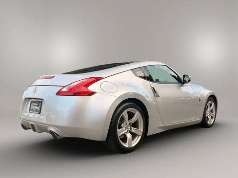 Used 2012 Nissan 370Z Coupe RWD image 14