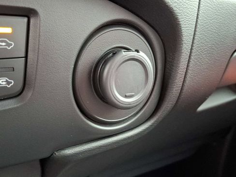 Used 2023 Nissan Frontier PRO-4X w/ Pro Convenience Package image 32