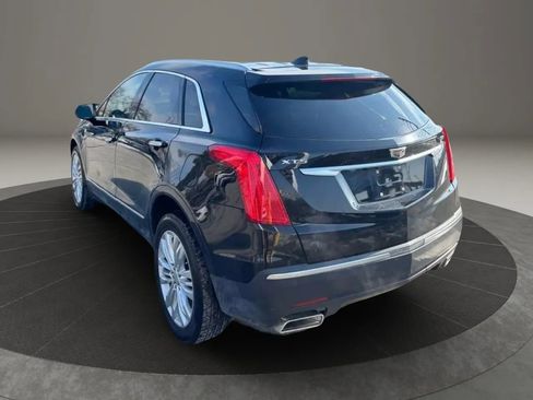 Used 2018 Cadillac XT5 Premium Luxury FWD image 5