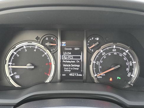 Used 2021 Toyota 4Runner Limited image 20