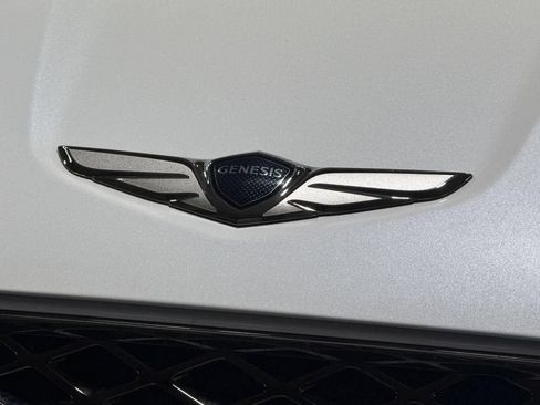 Used 2025 Genesis GV70 2.5T AWD/4WD image 9