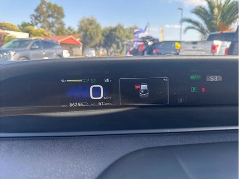 Used 2020 Toyota Prius Prime XLE FWD image 13