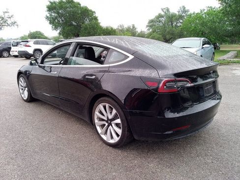 Used 2018 Tesla Model 3 Long Range image 8