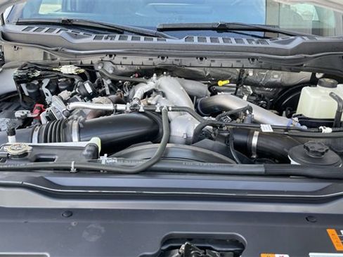 Used 2024 Ford F250 XLT image 24