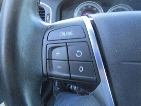 Used 2013 Volvo S60 T5 image 39