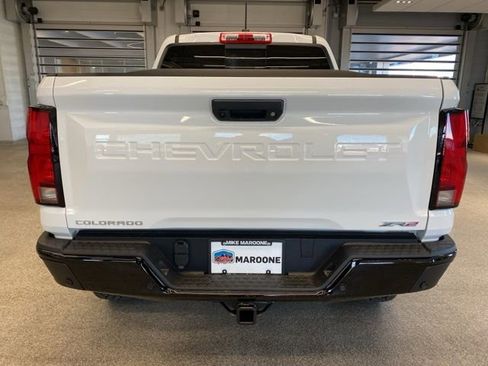 New 2026 Chevrolet Colorado ZR2 w/ Technology Package AWD/4WD image 6