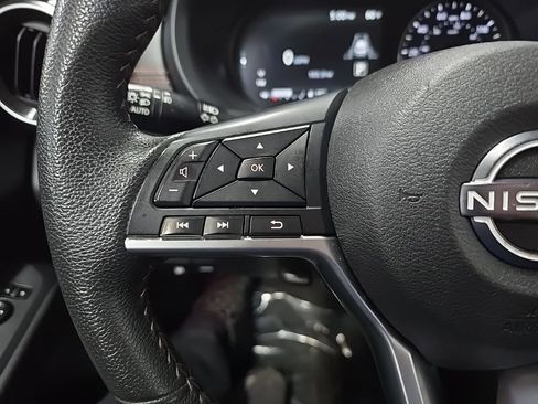 Used 2023 Nissan Kicks SR w/ Interior Electronics Package image 20