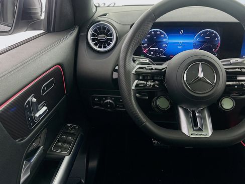 Used 2024 Mercedes-Benz GLA 35 AMG 4MATIC image 10