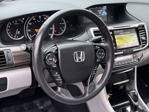 Used 2016 Honda Accord EX-L image 14