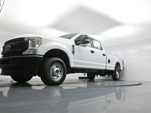 Certified 2022 Ford F250 XL w/ Power Equipment Group image 43