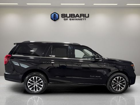 Used 2025 Ford Expedition Platinum AWD/4WD image 6