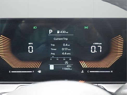 Used 2025 Kia Sorento S w/ Panoramic Sunroof Package FWD image 11