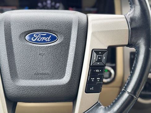 Used 2017 Ford Expedition EL Limited image 29