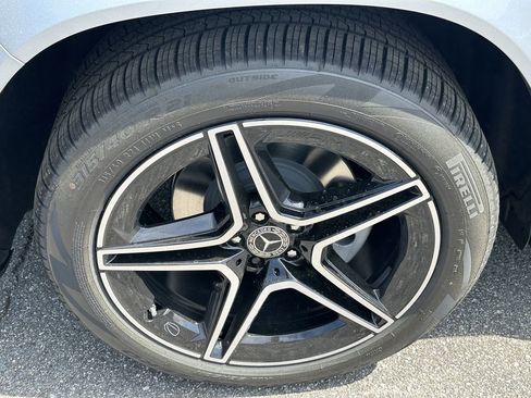 New 2026 Mercedes-Benz GLS 450 4MATIC image 21