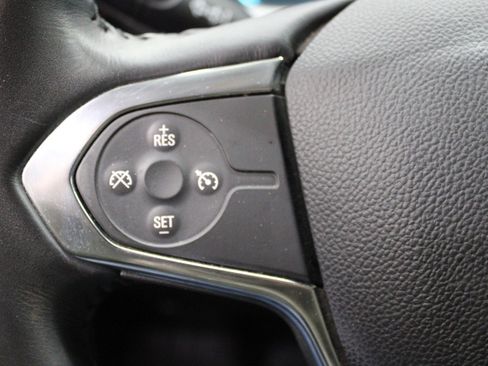 Used 2018 Chevrolet Traverse LT image 21