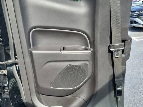 Used 2017 Chevrolet Colorado LT w/ LT Convenience Package AWD/4WD image 13