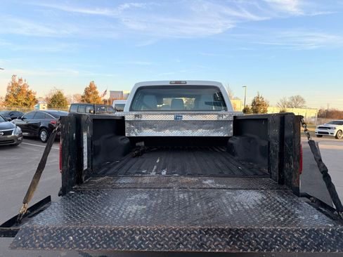 Used 2015 Ford F250 XL w/ Power Equipment Group image 59