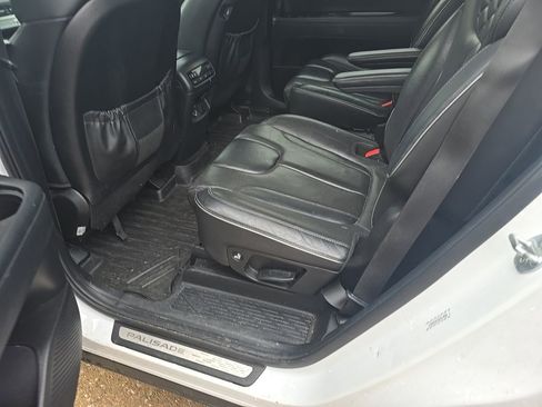 Used 2021 Hyundai Palisade Limited image 5
