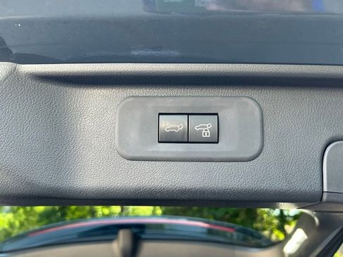 Used 2024 Toyota Grand Highlander AWD Hybrid image 35