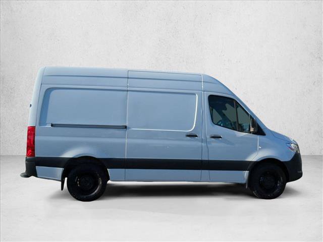 Used 2023 Mercedes-Benz Sprinter 2500 image 4