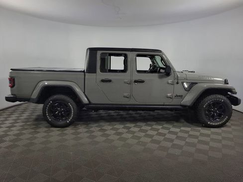 Used 2021 Jeep Gladiator Sport AWD/4WD image 11